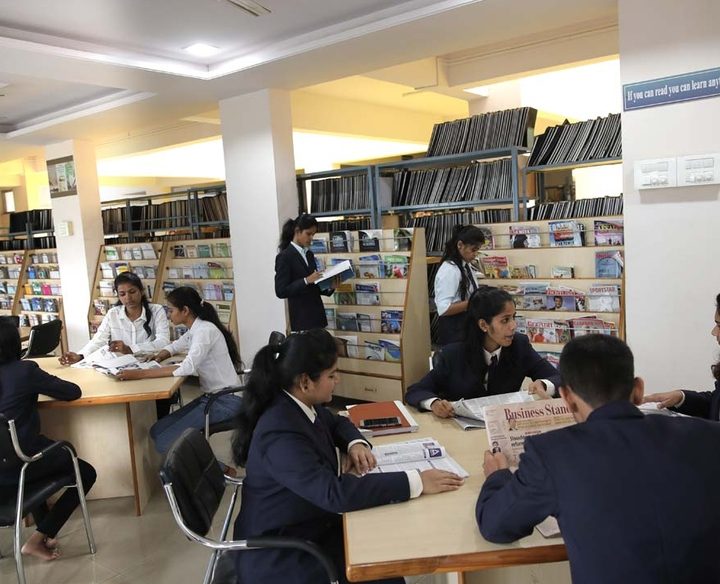 csiber college library kolhapur 1