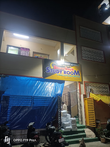 Dream baux study room -2