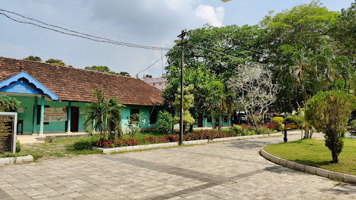 TM Varghese Library