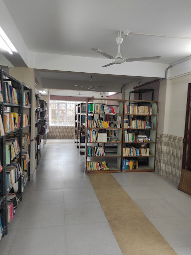 EFLU Library
