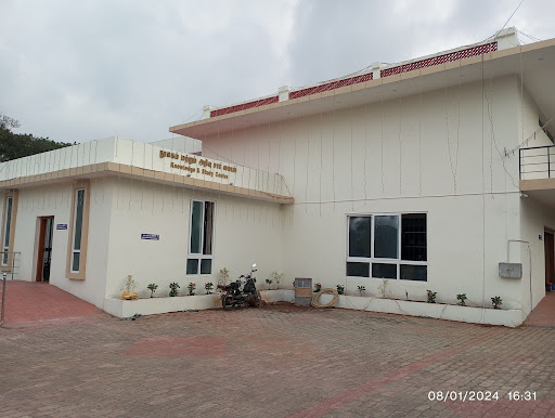 Knowledge and study centre , Dindigul library