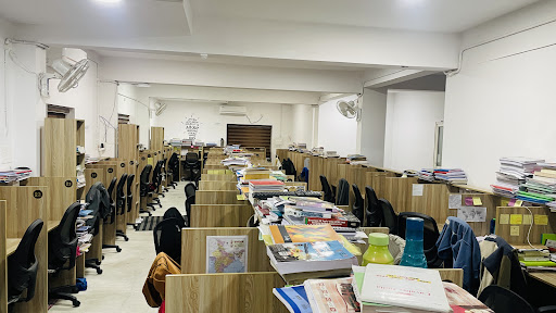 Readienz Study Hub | Reading Room