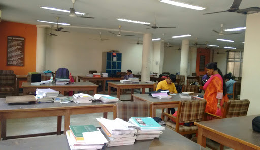 Andhra Medical College 24*7 Reading Room.