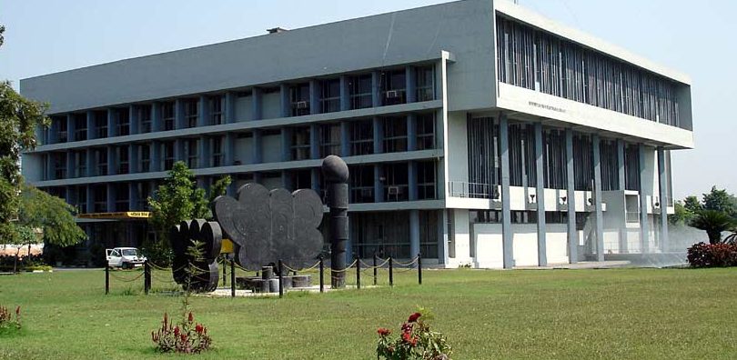 mohinder singh randhawa library
