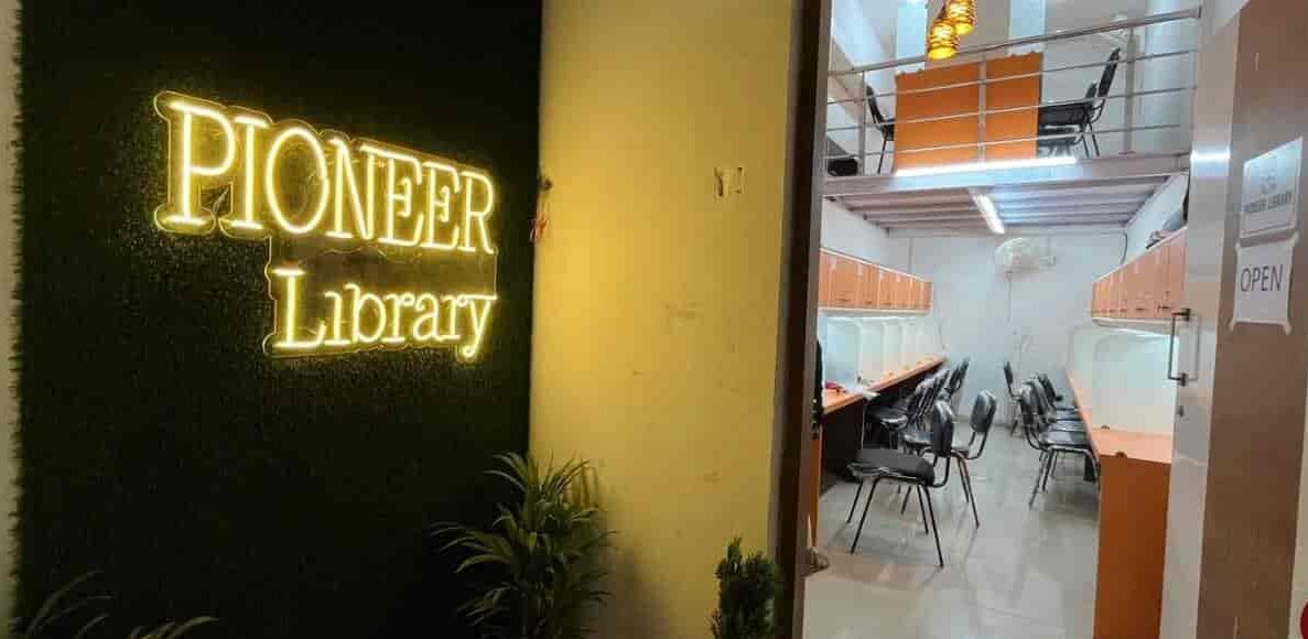 pioneer library pune