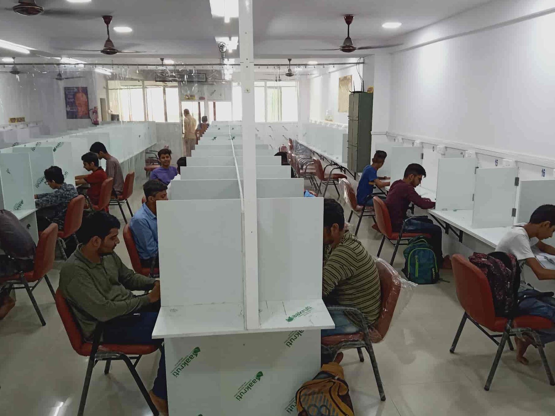 swami vivekananda library kamatghar